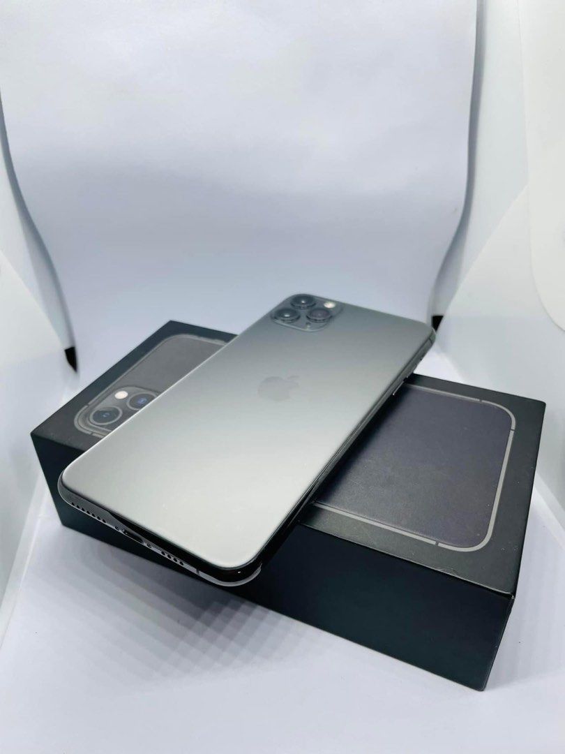 iPhone 11Promax 256gb DUAL SIM (Category: iPhone 11 Series) located in Manila. Submitted by TekiCashGadgetsph (Listing ID 1264847356, Image 2). Description: iPhone 11Pro Max 256gb Single sim (US) 28,000 Dual sim (HK) 28,800 (FU) Open-line, any sim working (worldwide) - Guaranteed original iPhone not fake/copy Complete accessories with box Secondhand Good as new not abused! Presentable •Original Lcd • no issue hidden issues • no apple id / iCloud 