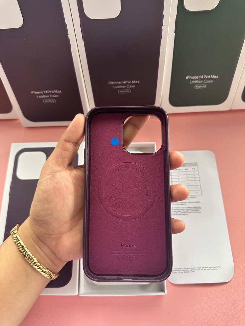 iPhone 14 Pro Max Magsafe Leather Case With Animation (Deep Violet) (Category: Cases & Sleeves) located in Quezon City. Submitted by danii_03 (Listing ID 1264852570, Image 2). Description: .