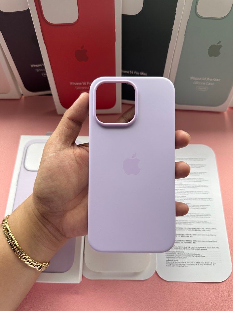 iPhone 14 Pro Max Magsafe Silicone Case (Lilac) (Category: Cases & Sleeves) located in Quezon City. Submitted by danii_03 (Listing ID 1264851235, Image 1). Description: .