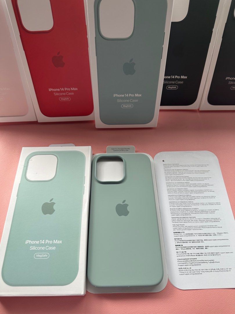 iPhone 14 Pro Max Magsafe Silicone Case (Succulent) (Category: Cases & Sleeves) located in Quezon City. Submitted by danii_03 (Listing ID 1264851532, Image 1). Description: .