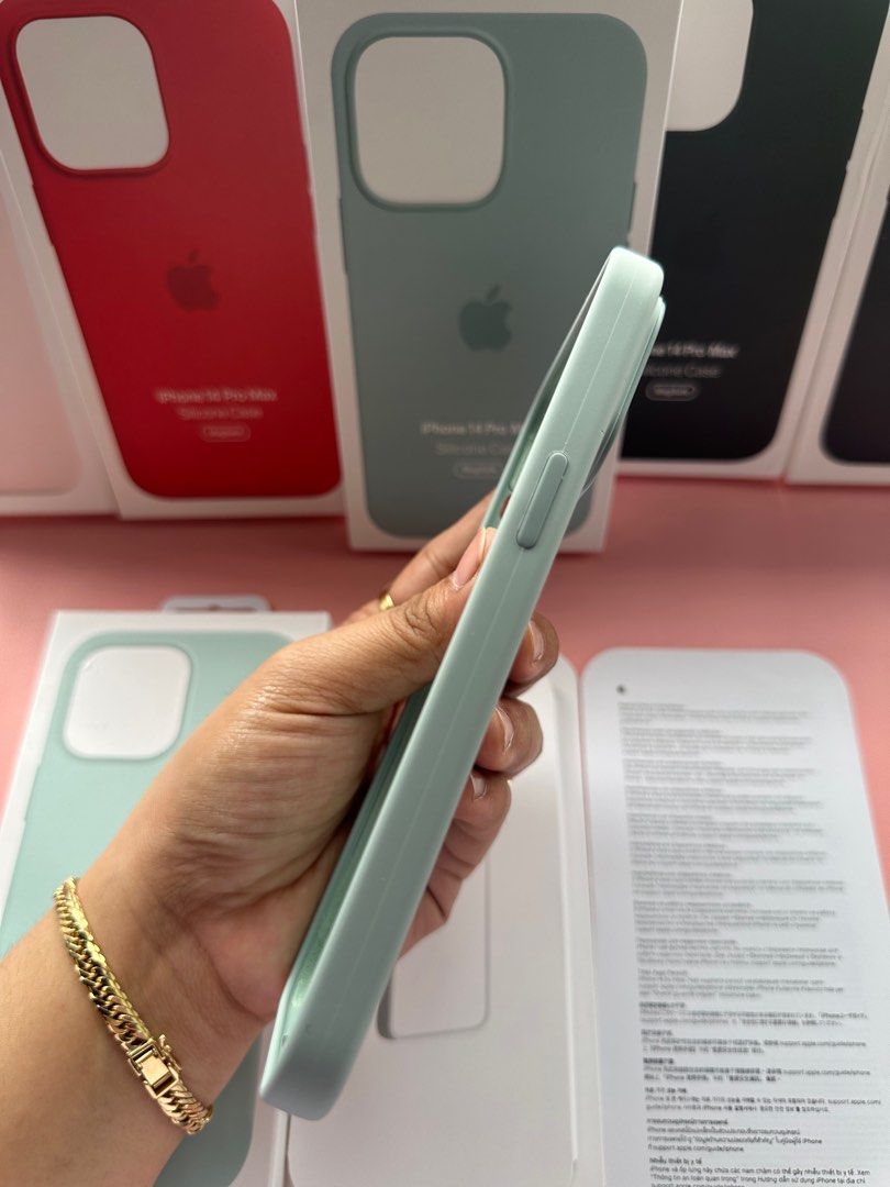 iPhone 14 Pro Max Magsafe Silicone Case (Succulent) (Category: Cases & Sleeves) located in Quezon City. Submitted by danii_03 (Listing ID 1264851632, Image 3). Description: .