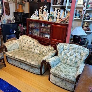 Italy Design 🇮🇹 Cleopatra and Accent Chair Sofa. Designed Wood frame and Soft Fabric upholstery.  Pre-loved.  Fresh from Japan