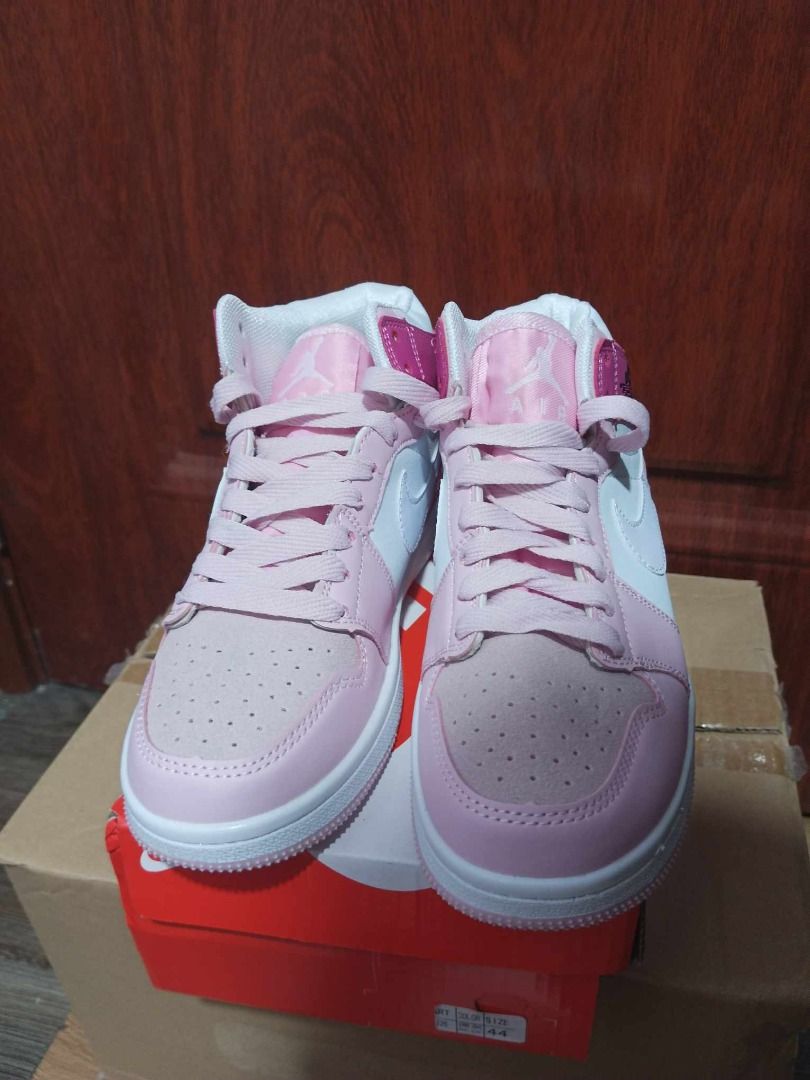 Jordan 1 Pink for women (Category: Sneakers) located in Manila. Submitted by kickshoeph (Listing ID 1264809513, Image 2). Description: UA Brand-new Sizes 7 - PHP 1000 6 - PHP 800 5 - PHP 600 4 - PHP 400 Shipping nationwide Phil MOP: GCASH +SF Meetup - around metro manila pasay, makati.