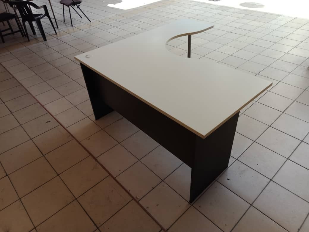 L Shape Table Code:LT-15 (Category: Tables & Sets) located in Petaling Jaya. Submitted by micron1786 (Listing ID 1264829734, Image 2). Description: [**Price above DOES NOT INCLUDE of delivery & Installation**] L 1500mm W 1500mm H 750mm Code :LT-15 Available : 2 Condition : Goods We are specialist in BUY or SELL New/Used Home Furniture or Office Equipment [ Micron Furniture Trading sdn bhd ] 20 , Jalan PJS 3/46 , Sri Manja Square , Taman Sri Manja