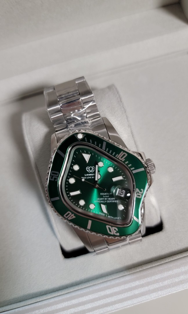 LAARVEE PEA001 SILVER GREEN GREEN, 名牌, 手錶- Carousell