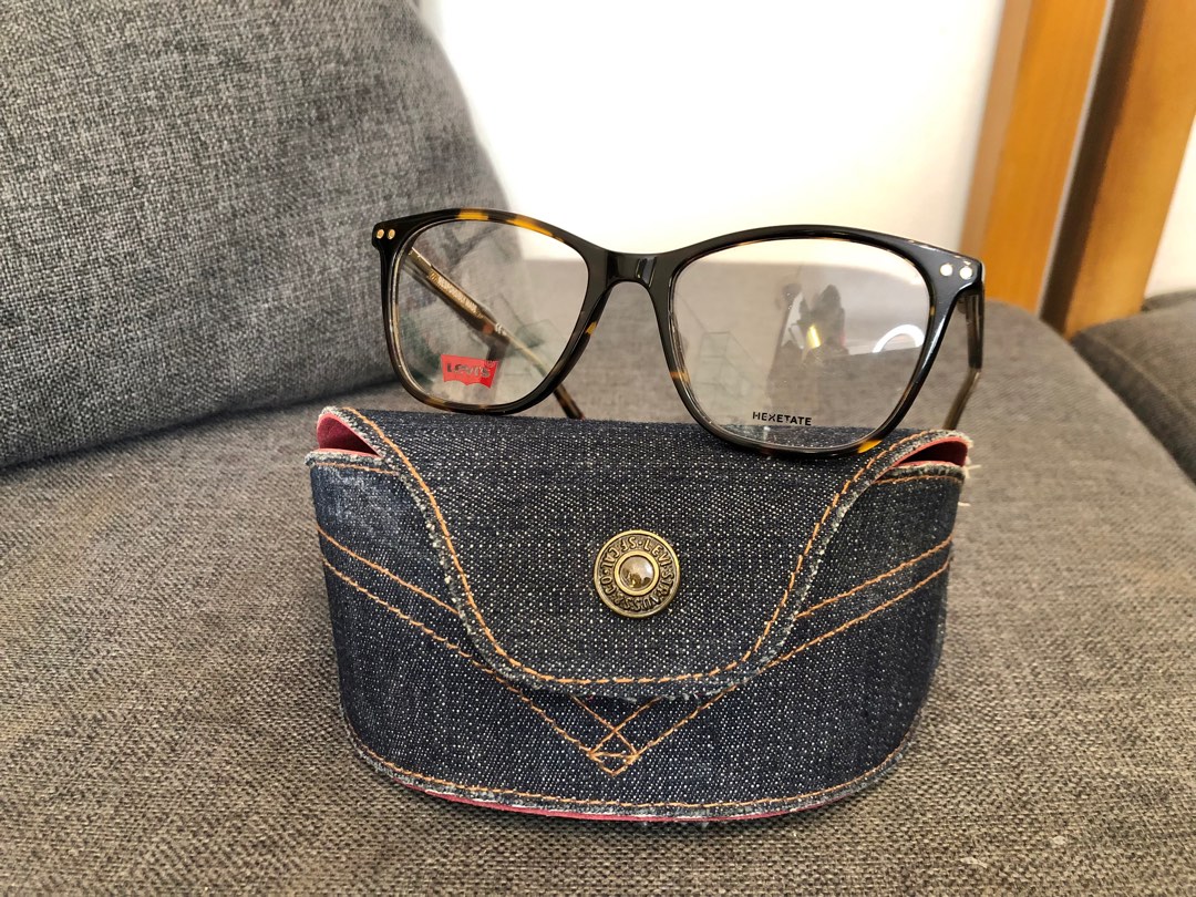 Levi's Women's Lv 5018 Cat Eye Prescription Eyewear Frames