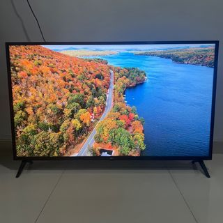 LG TV 50UN7300PTC SMART TV 50 INCH AI ThinQ 4K UHD 50INCH (Pembayaran setelah Pembeli melihat dan mengecek TV secara Langsung, Kami tidak menerima DP/Tanda Jadi/Uang Muka/Uang Panjer)