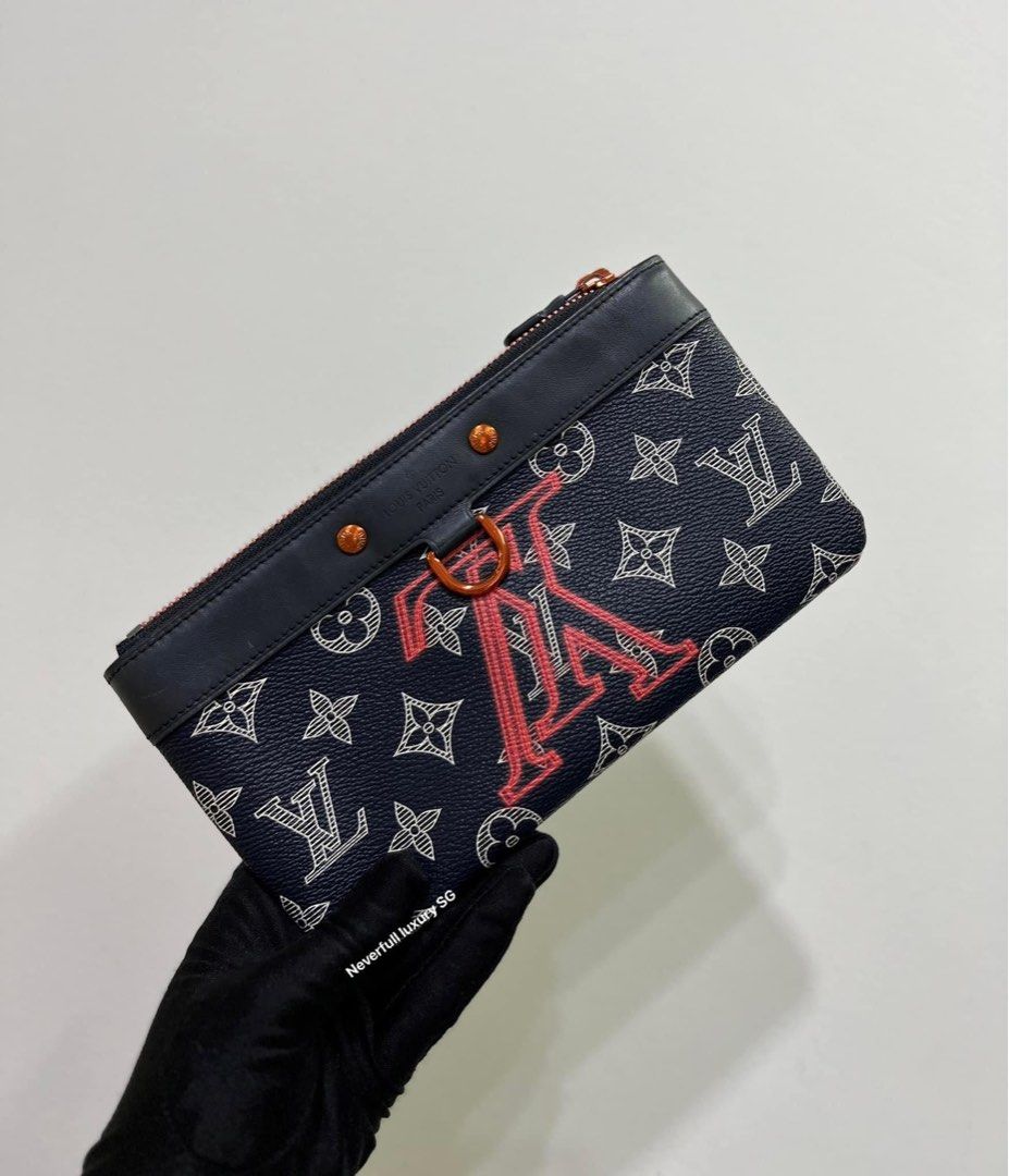 Louis Vuitton aso Upside Down Apollo