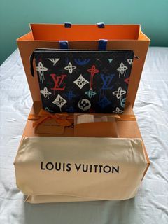 Louis Vuitton N60443 Damier Graphite Canvas Pochette Voyage MM