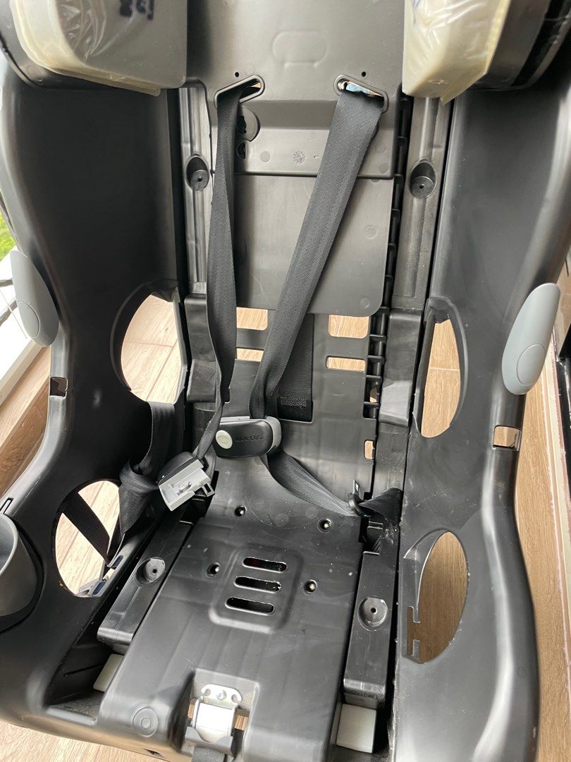 Maxi cosi pria 85 sale rear facing