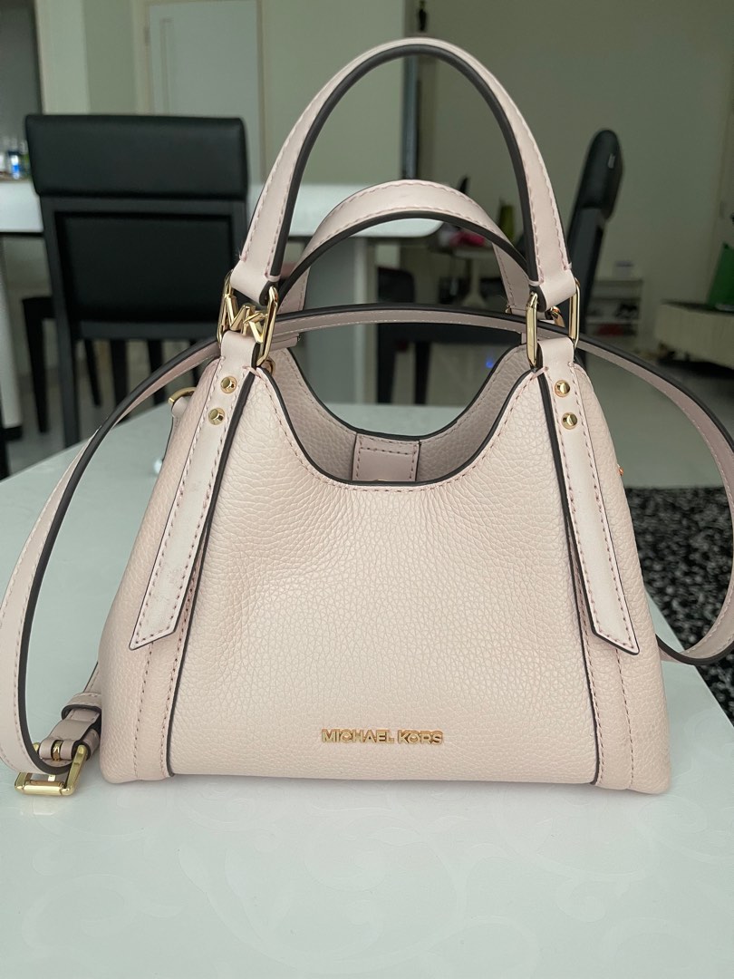 Michael kors bag $200 online