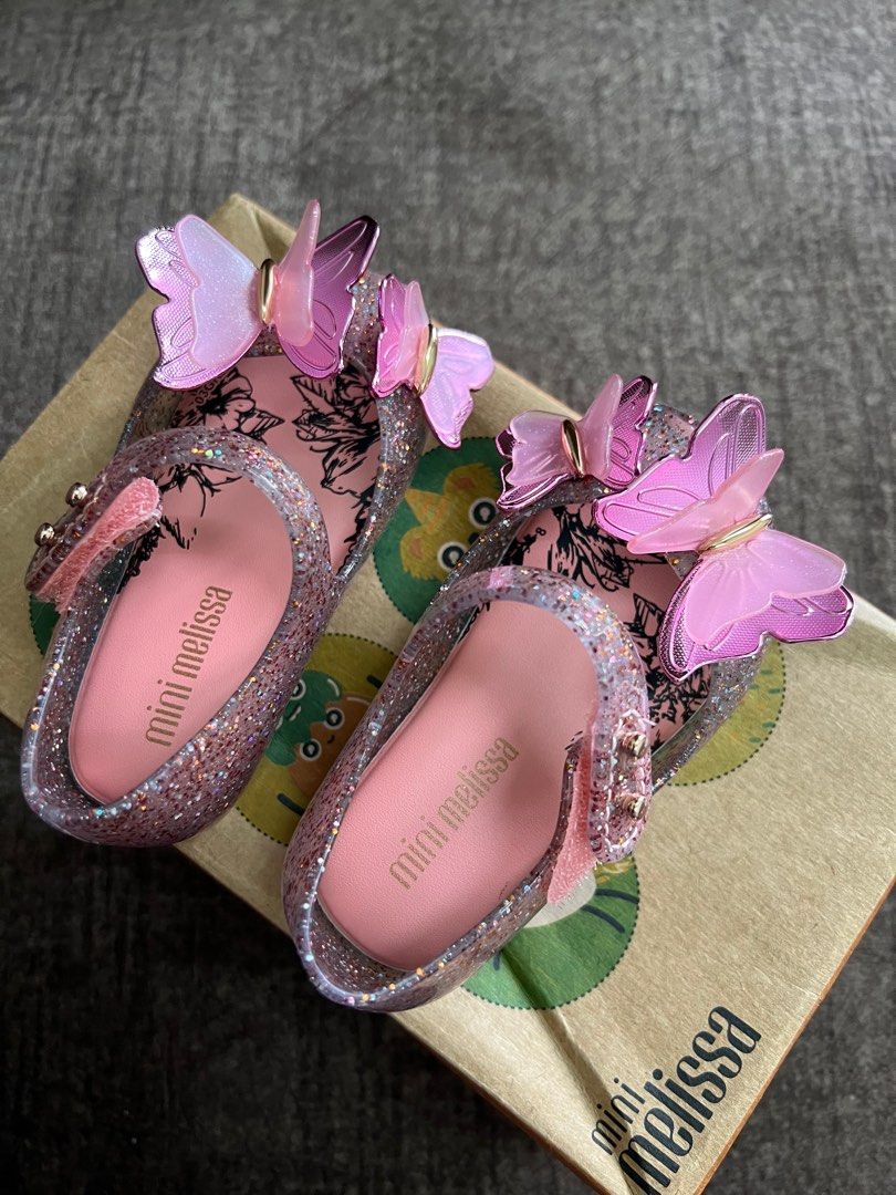 Ultragirl shoes store