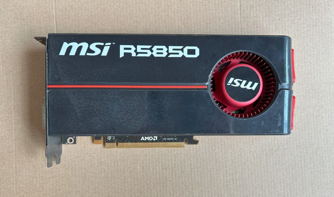 Radeon hd hotsell 5850 1gb