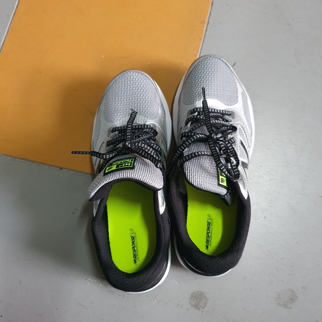 Wrong sales casual shoes