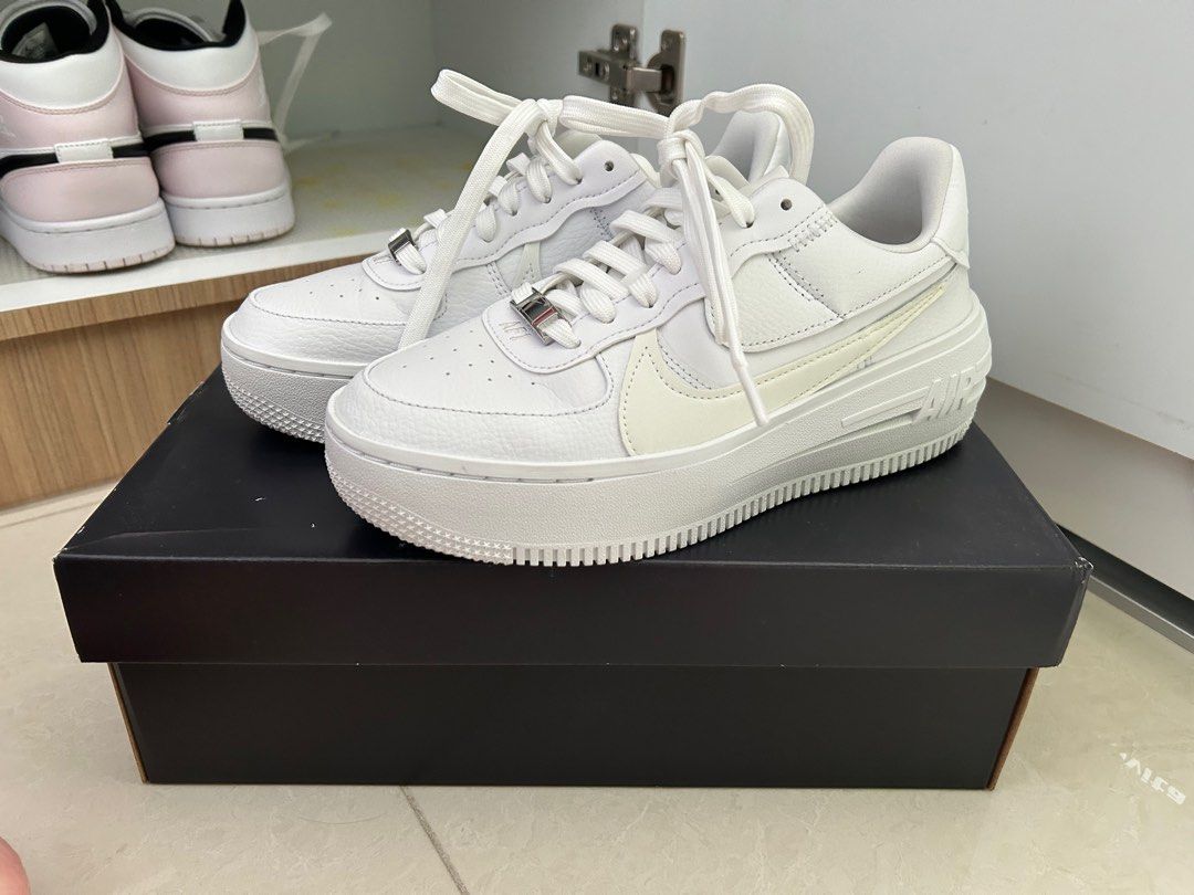Nike air force platform shoe