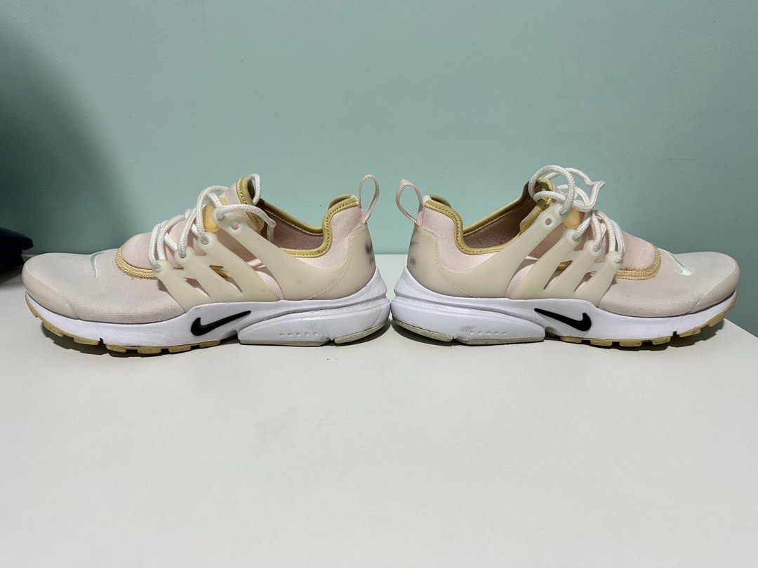 Nike Air Presto Women s Fashion Footwear Sneakers on Carousell