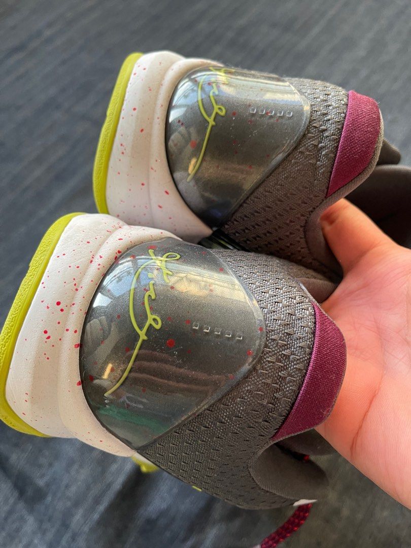 Nike kobe 5 chaos us9.5, 男裝, 鞋, 波鞋- Carousell