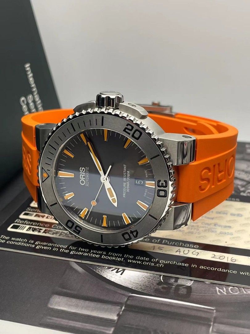 Oris Aquis Date 43mm