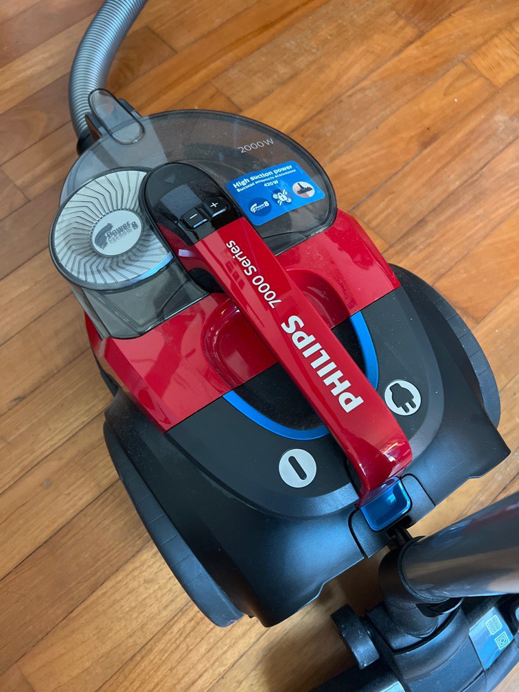 Philips vacuum cleaner 7000 series, TV & Home Appliances, Vacuum