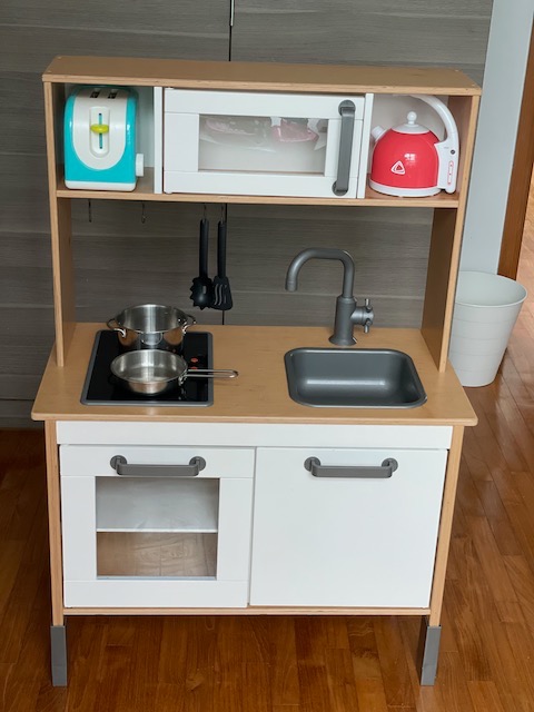 Ikea play 2025 kitchen kijiji