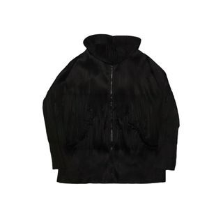 Pleated black hoodie zip