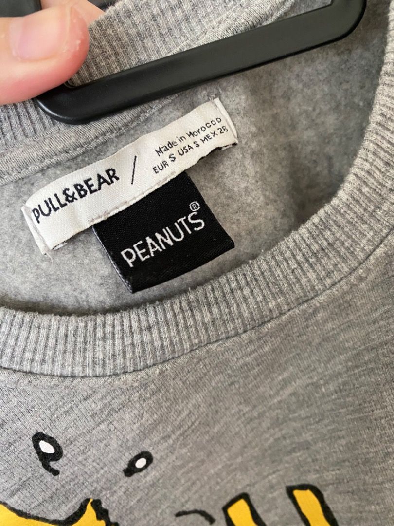 Pull Bear Snoopy Peanuts Grey Sweater Pullover Longsleeve with