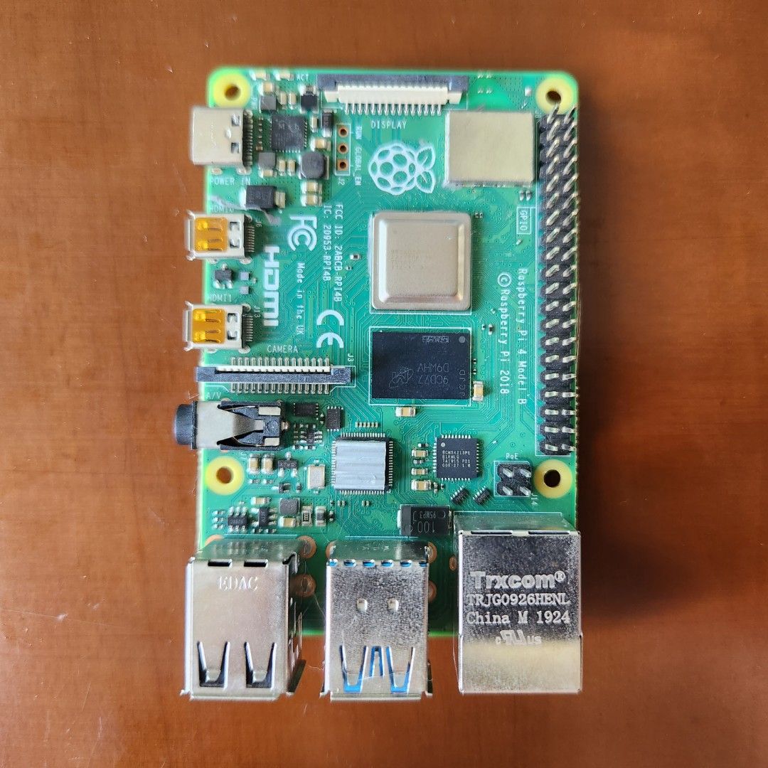 Raspberry Pi 4 Model B 4GB, Computers & Tech, Parts & Accessories
