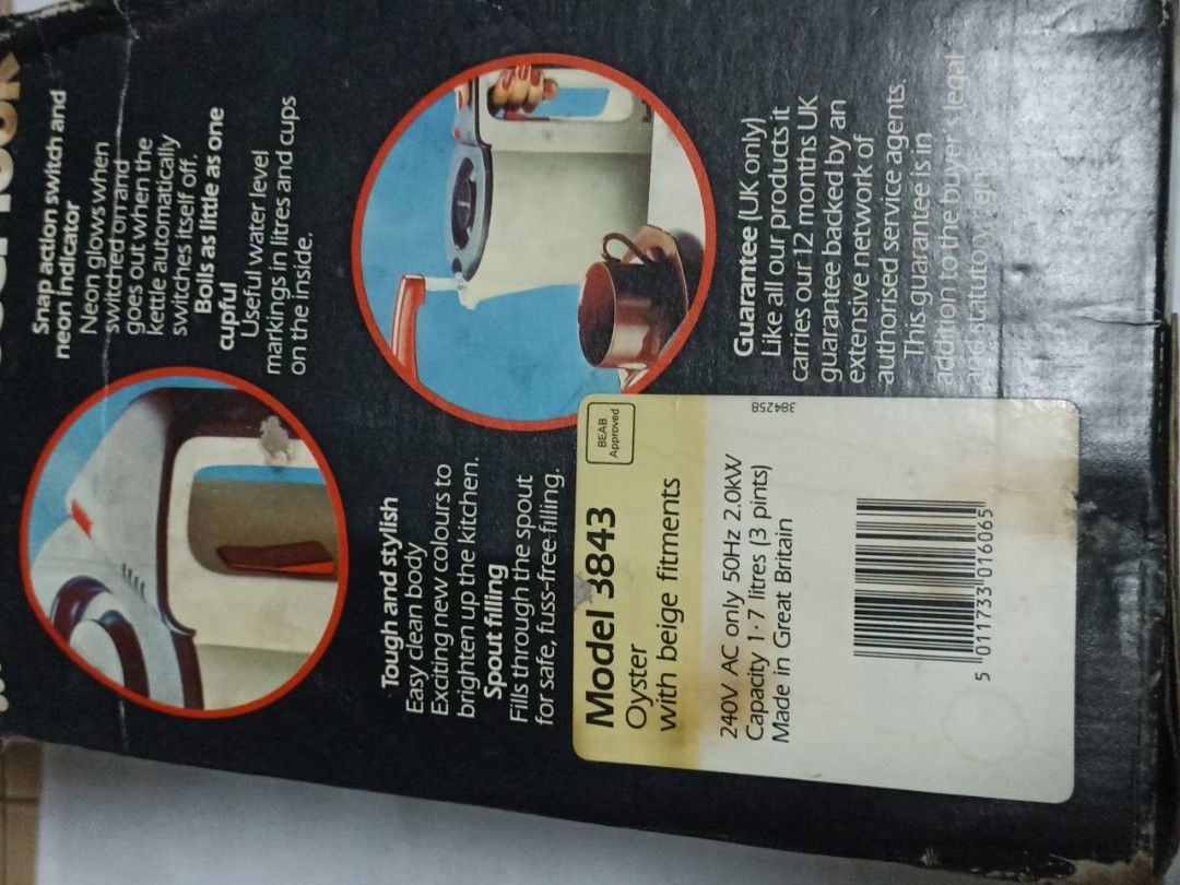 Russell Hobbs Kettle ( Made in Great Britain) Retro, TV & Home