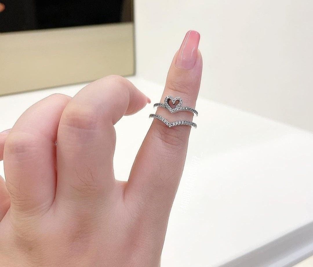 Heart wishbone store ring
