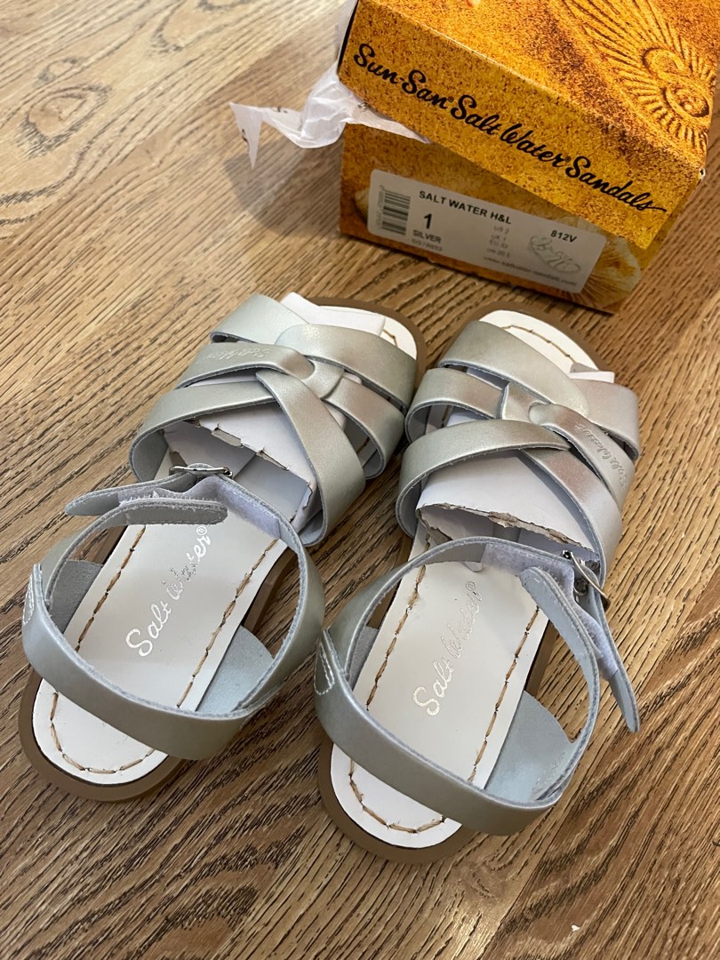 Sea water best sale sandals uk