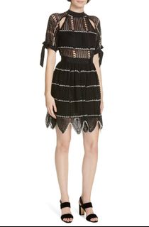 (Category: ) located in . Submitted by Thrift_things (Listing ID 1264950402, Image 1). Description: .