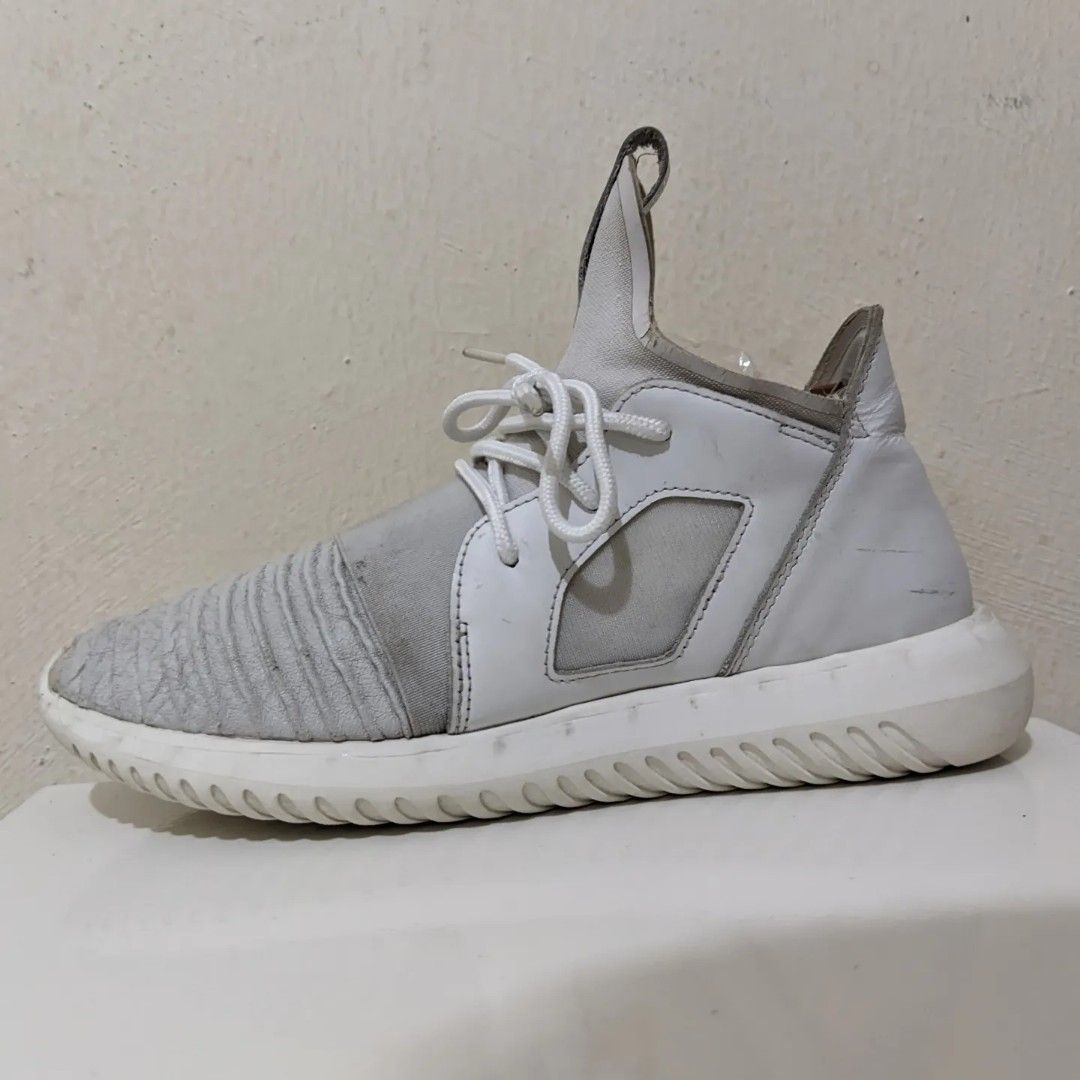 Adidas 2025 tubular vietnam