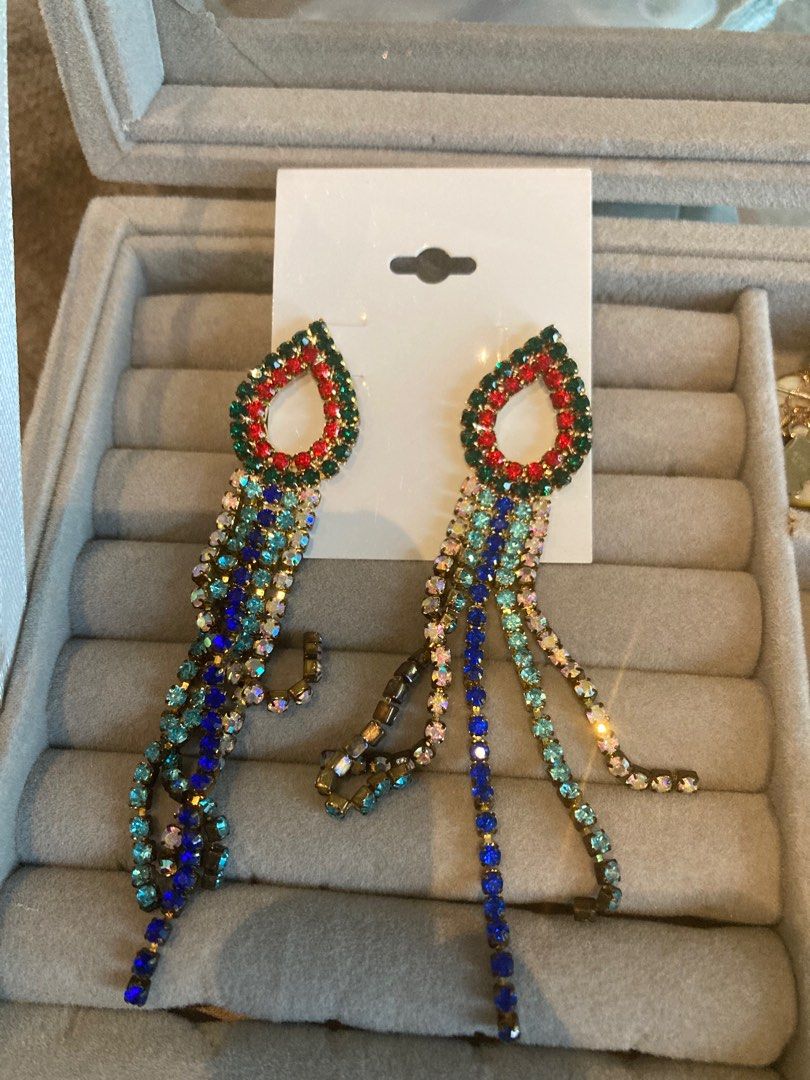 Statement earrings clearance
