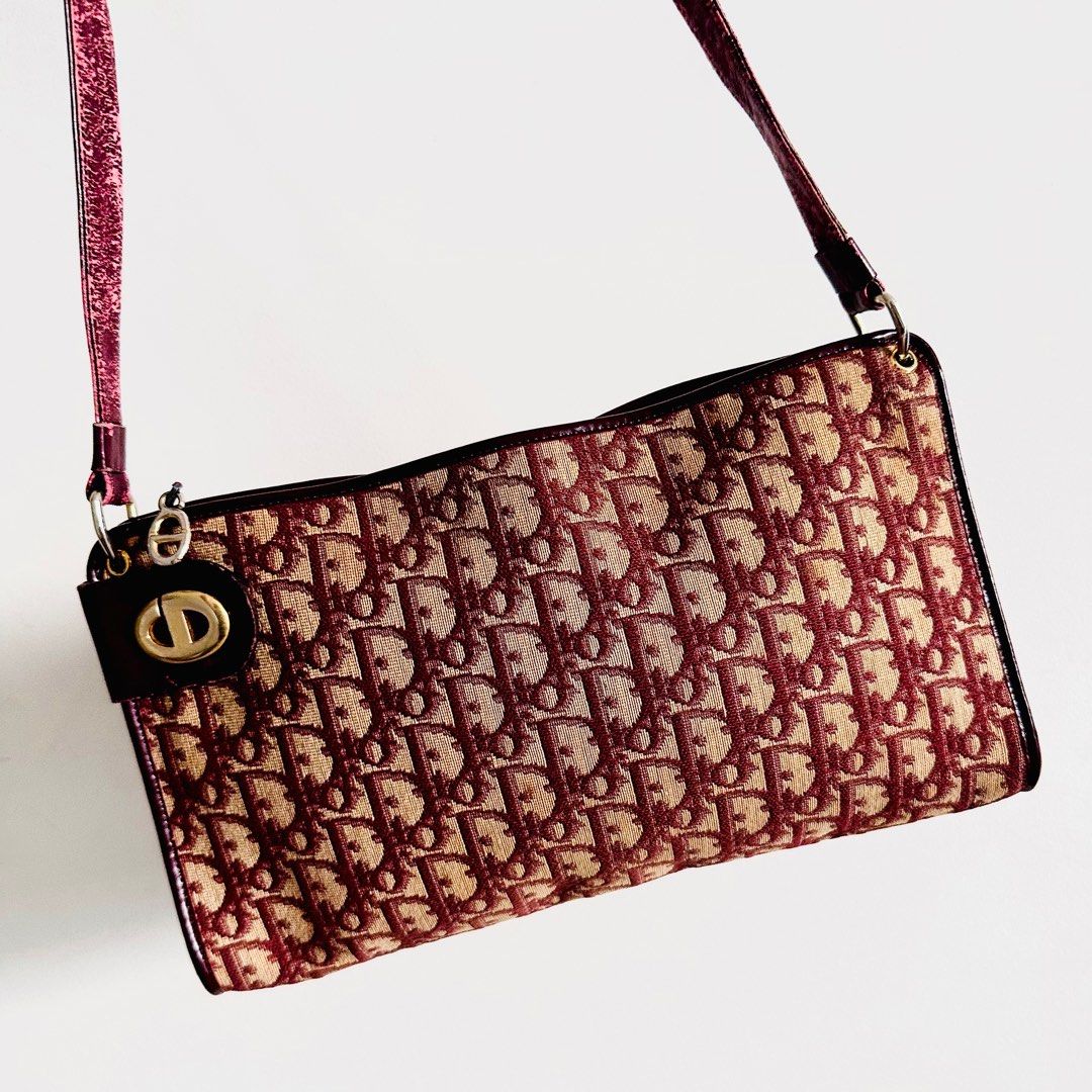 Christian dior logo bag online
