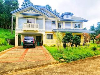Tagaytay House and lot at Crosswind Tagaytay with lot area of 497sqm Clean Title