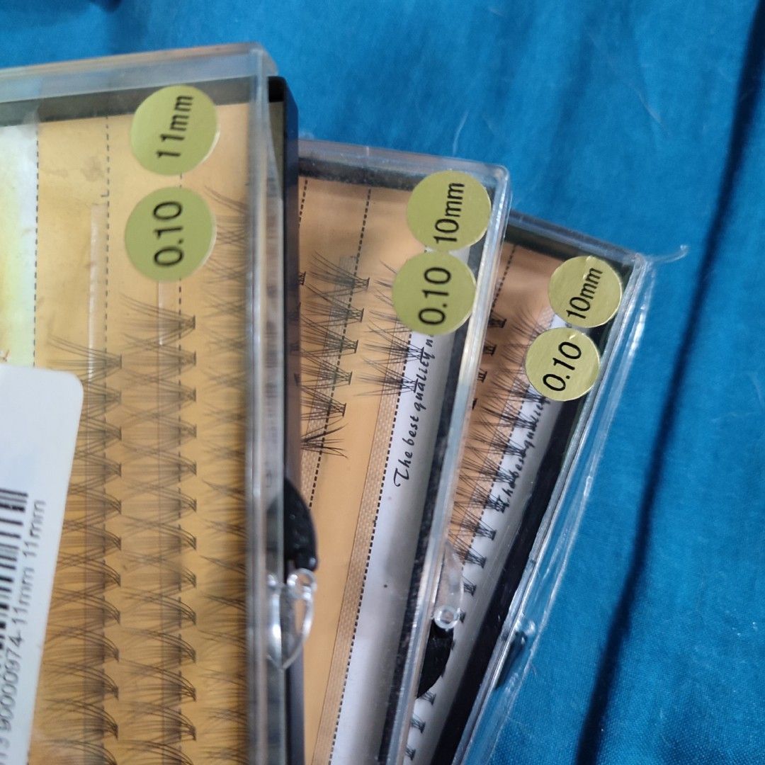 Take All Eyelash Extension Set for DIY (Category: Makeup) located in Quezon City. Submitted by ms.jambs (Listing ID 1264843810, Image 3). Description: for diy eyelash extensions in clusters, madali ikabit very natural yung hair take all one set unused pa rfs: wala na time di na nagamit uli.