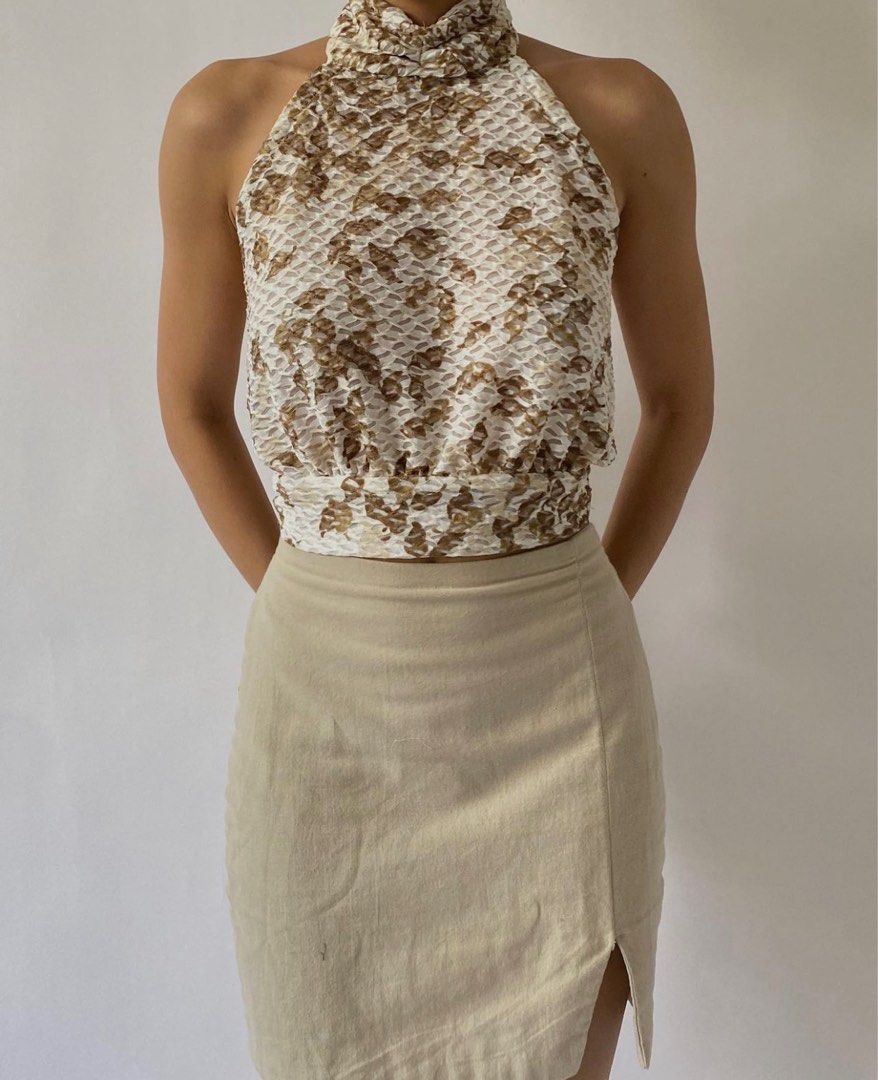 Textured Tie Halter Top (Category: Blouses) located in Manila. Submitted by stuffbybees (Listing ID 1264922819, Image 2). Description: Fits small to medium.