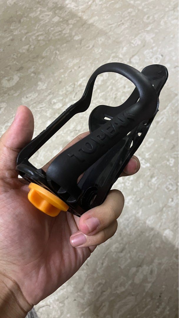 Topeak adjustable bottle cage top