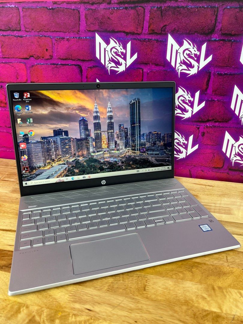Hp pavilion on sale i5 8250u