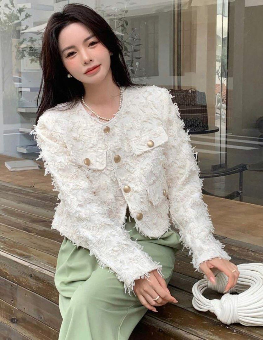 White discount tweed coat