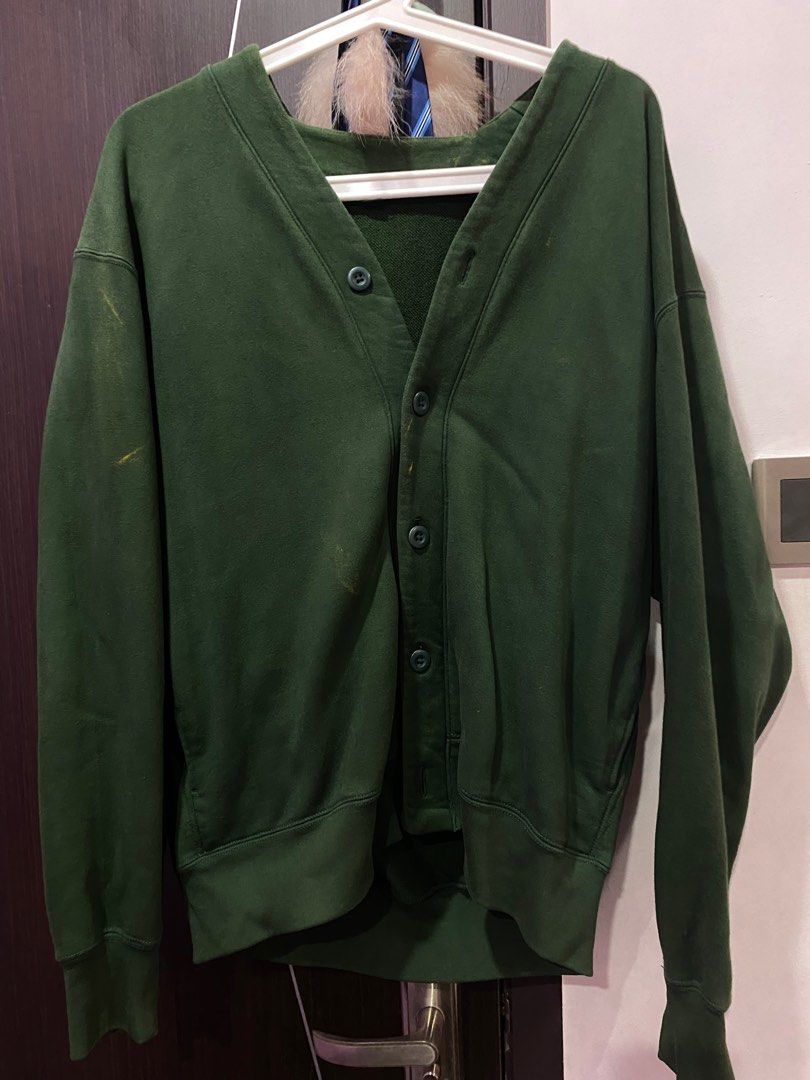 Uniqlo Green Cardigan Women s Fashion Tops Longsleeves on Carousell