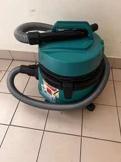 (Category: ) located in . Submitted by cliveyeo190699 (Listing ID 1264869243, Image 1). Description: .