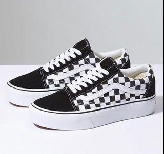 （分類：）位於 。 由 jokersneaker 提交（商品編號 1264894363，圖片 1）。簡介： 。