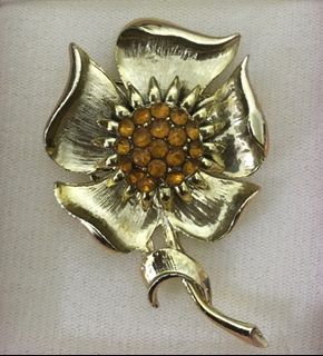 Vintage Flower Brooch