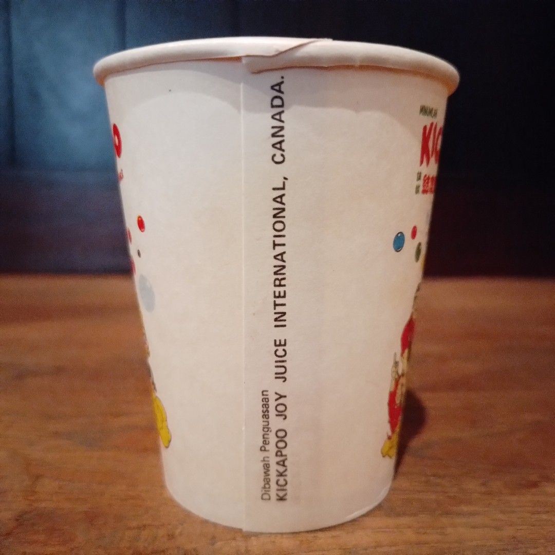 Old shop paper cups