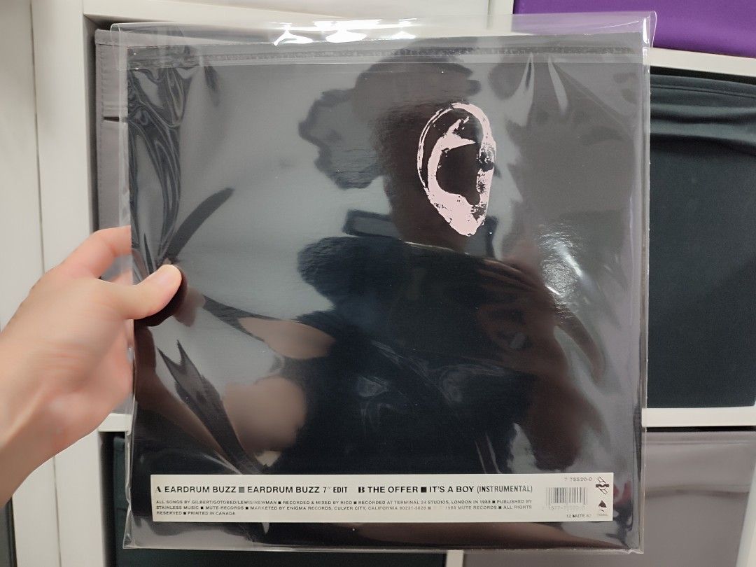 Wire: Eardrum Buzz (Category: Vinyls) located in Singapore. Submitted by jedi.temple (Listing ID 1264933881, Image 2). Description: .