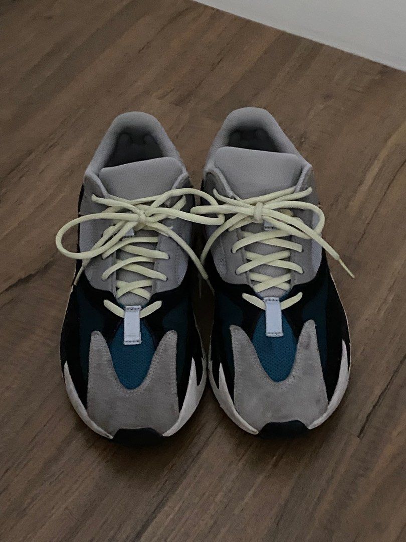 Adidas yeezy wave sale runner 700 000
