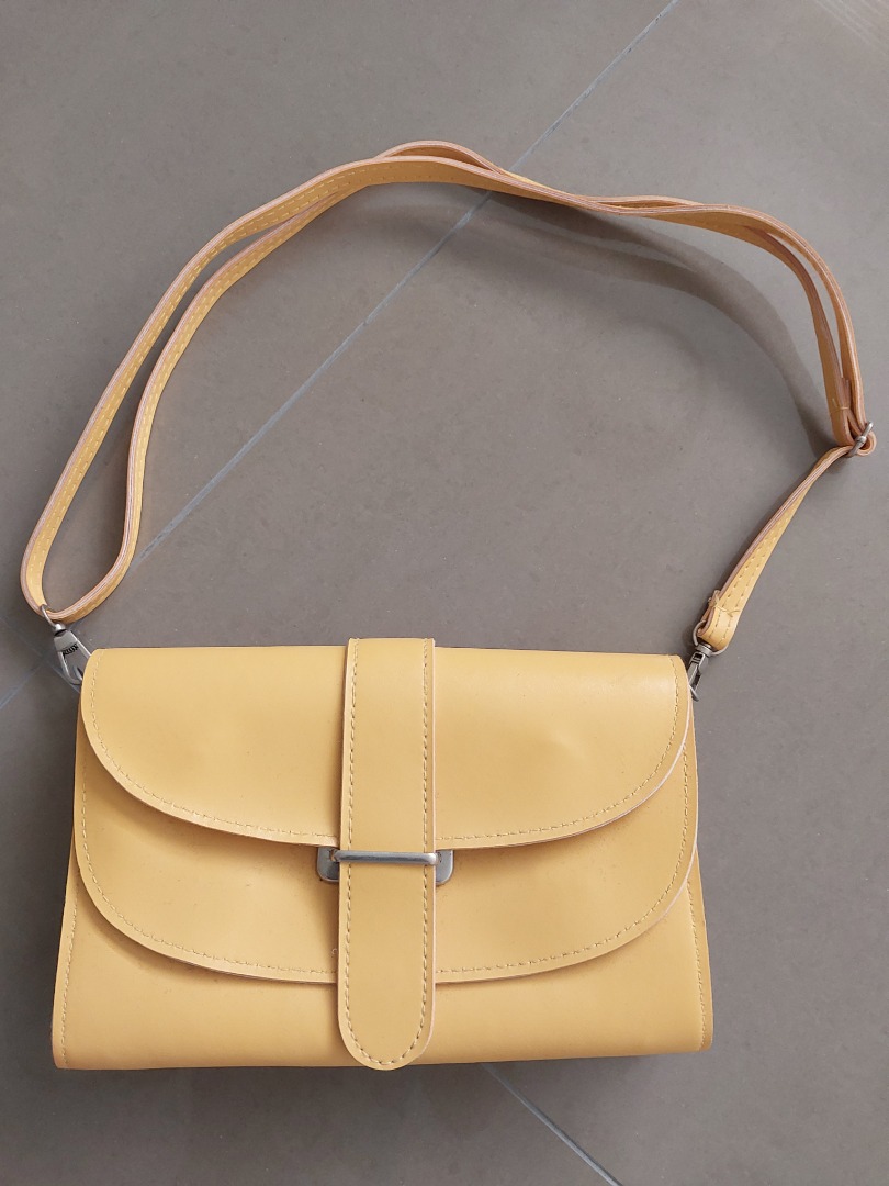 Yellow clutch bag, Women's Fashion, Bags & Wallets, Clutches on Carousell