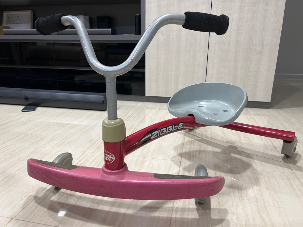 Ziggle by Radio Flyer Sports Equipment Bicycles Parts
