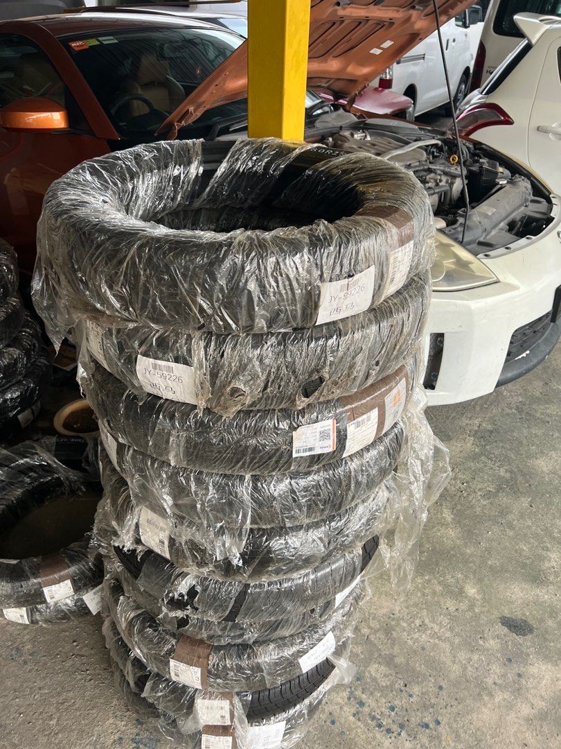 135 80 18 135/80/18 Kia carnivAL ORIGINAL SPARE TYRE TAYAR, Sports Equipment, Bicycles & Parts